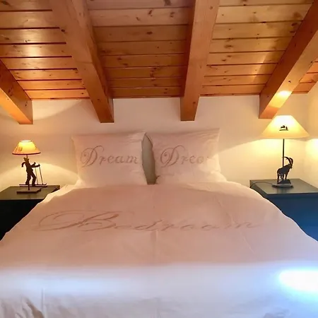 Apartament Drive Combles *